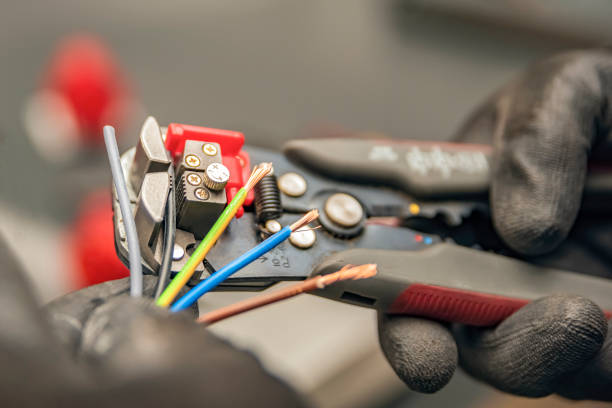 Best Ceiling Fan Installation Electrician  in Shinnecock Hills, NY